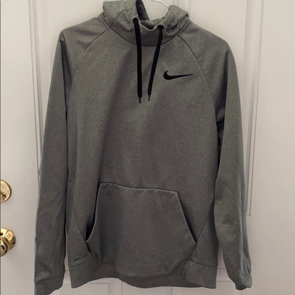 Men’s Nike Dri-fit sweatshirt